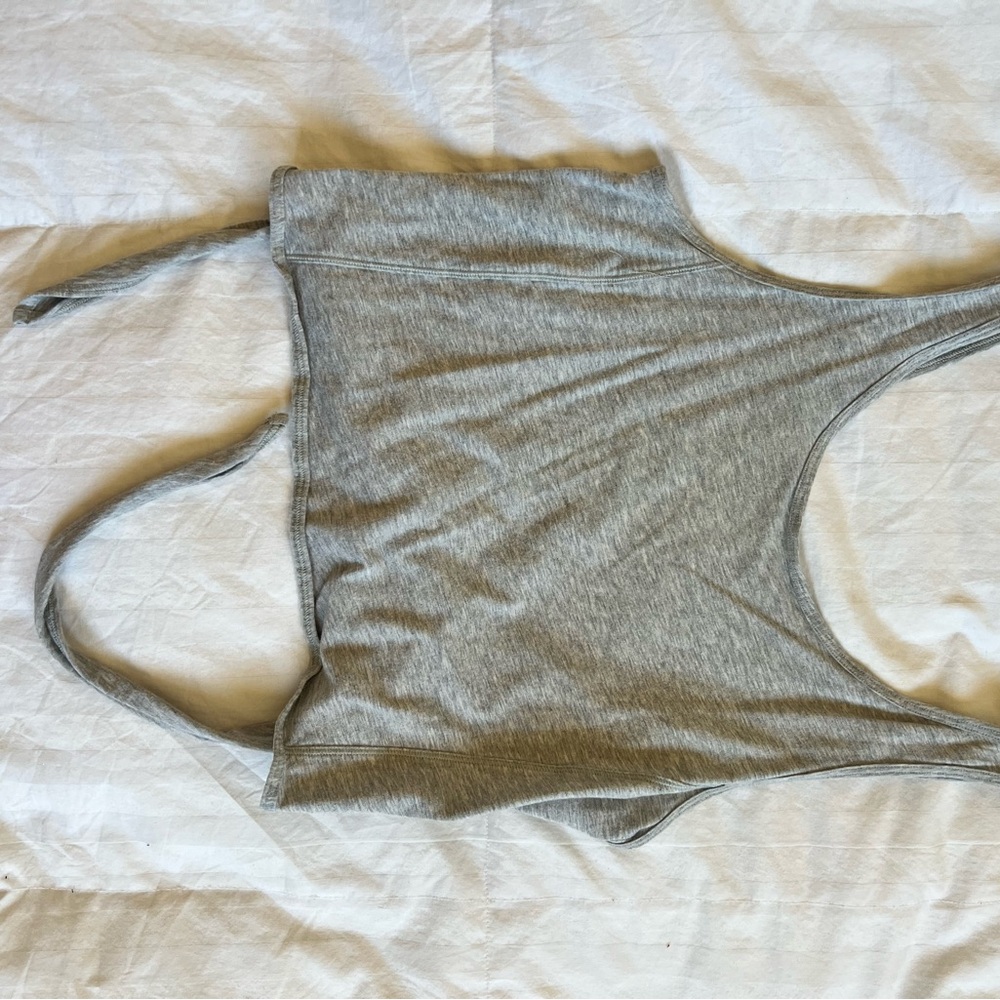 LuluLemon Gray Sleeveless CrissCross Crop Gym Top